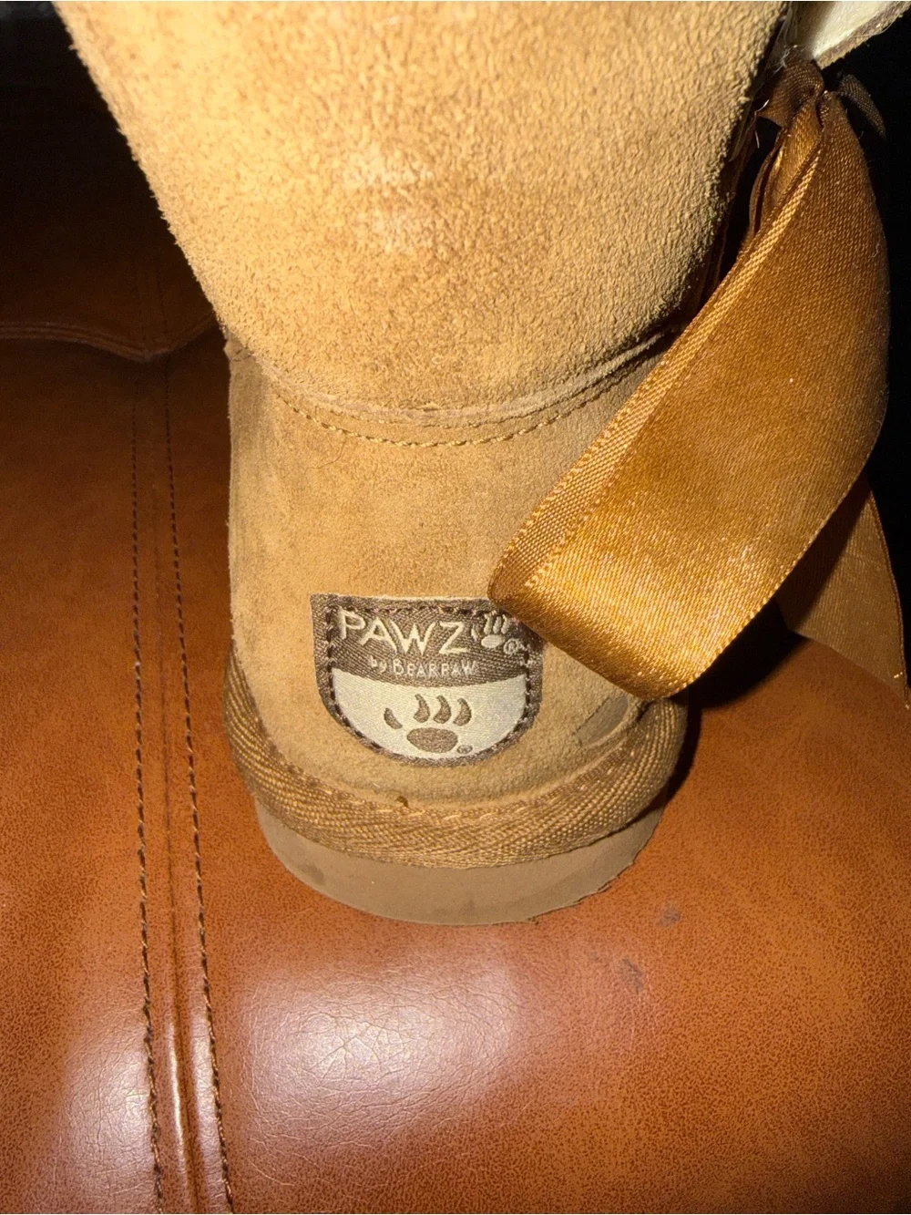 These are womens paw z winter boots